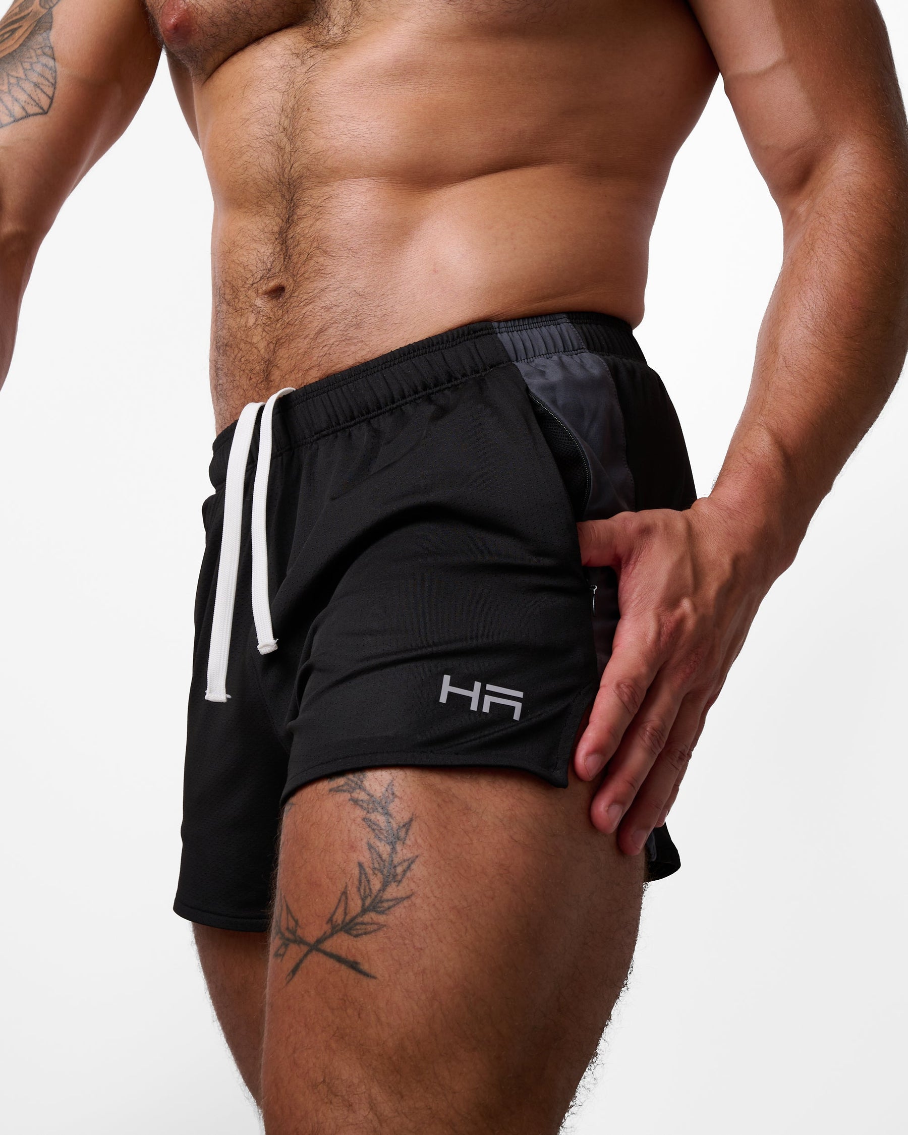 Tempo Shorts - Black